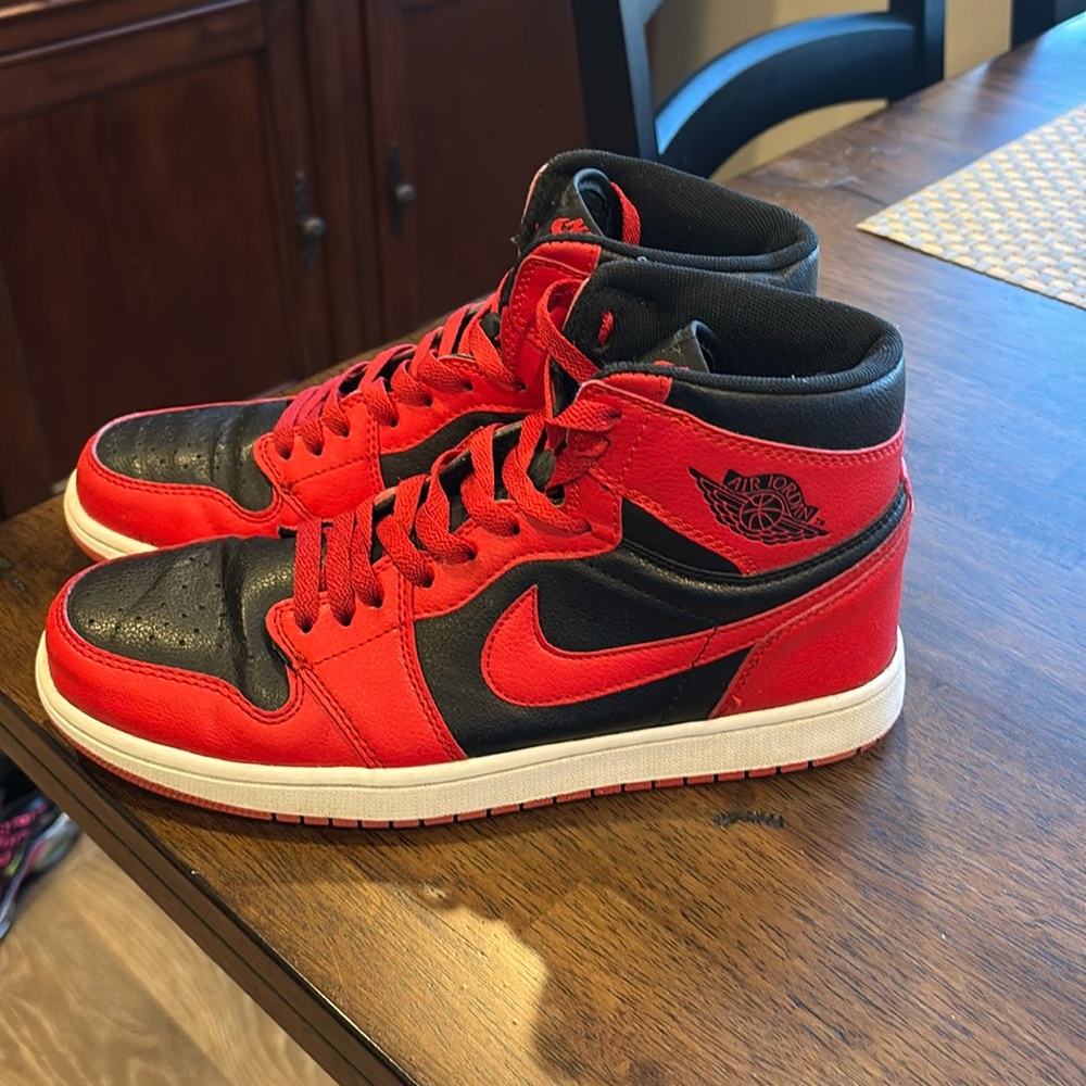 Nike Air Jordan 1 Retro High ‘85 OG Bred Size 10